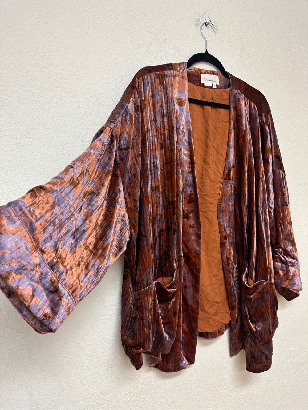 Anthropologie Velvet Open-Front Cardigan in Rust and Copper Tones - Picture 4 of 4